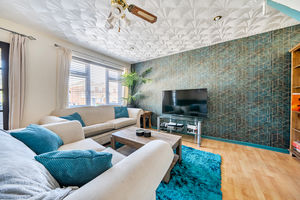 Lounge- click for photo gallery